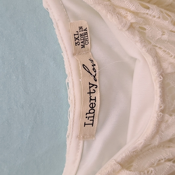 LIBERTY LOVE DRESS - Picture 6 of 9